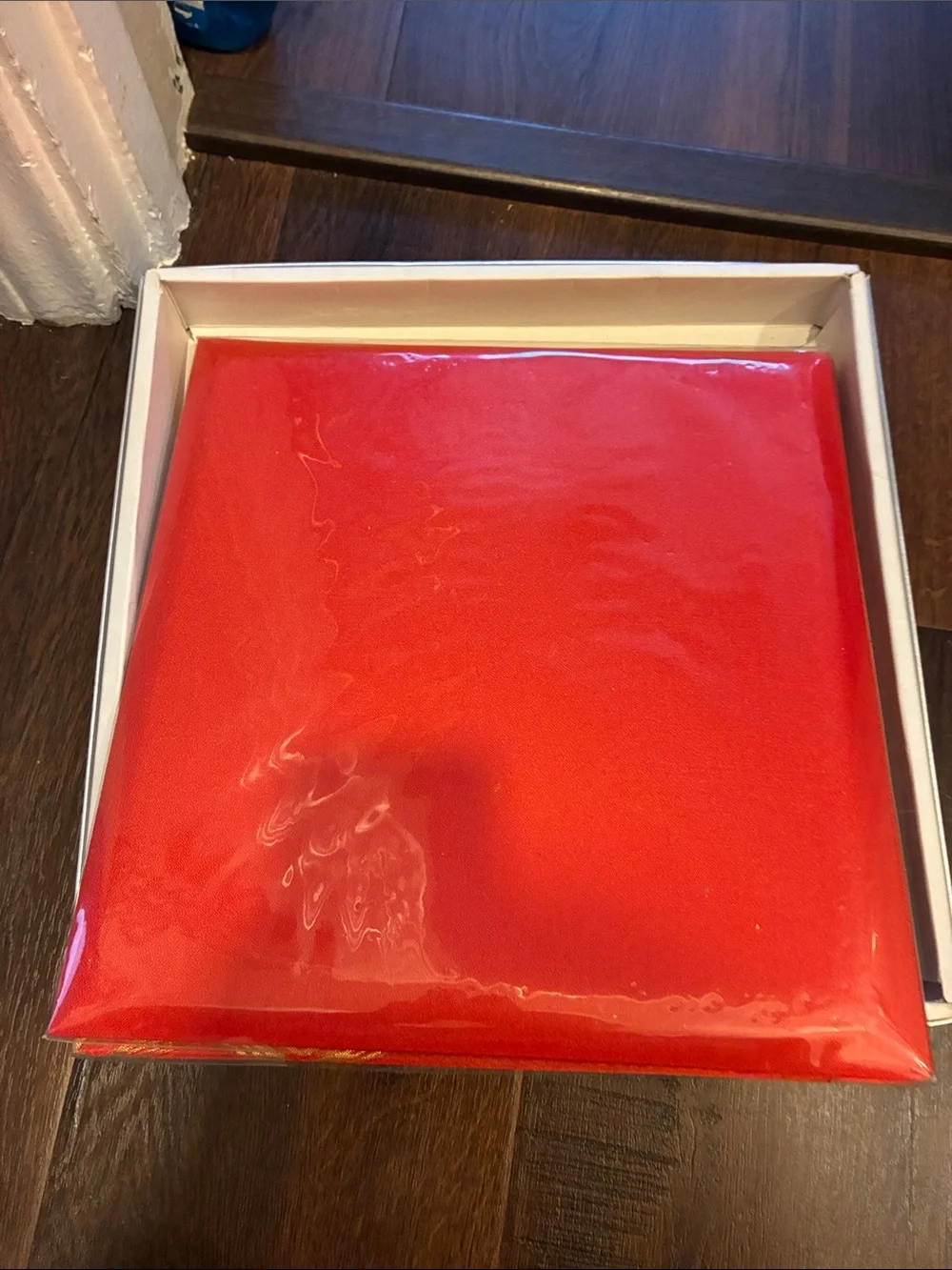 NEW VINTAGE Embroidered Crane Satin Photo Album - Red & Gold